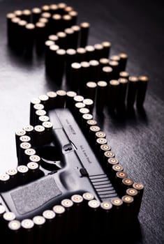 Handgun, Pistol