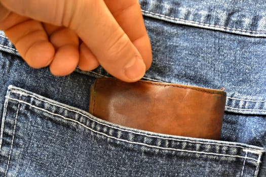 Theft of a purse from a trouser pocket