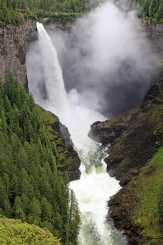 Helmcken Falls,Canada