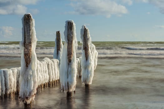 Groynes in winter