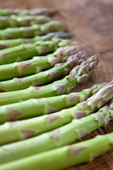 Green asparagus