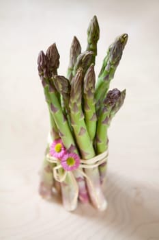 Green asparagus