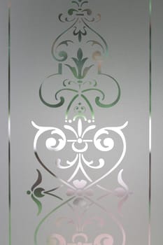 Frosted patterned window with curves