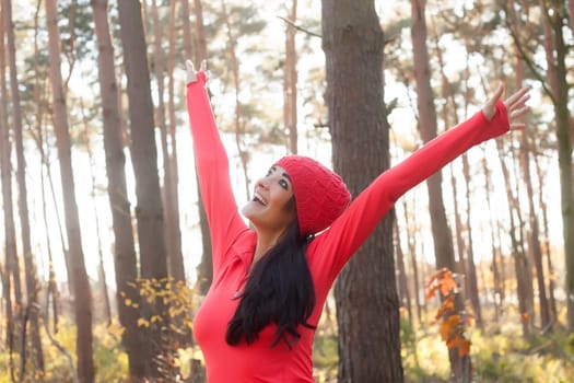 Young woman portrait in the forest