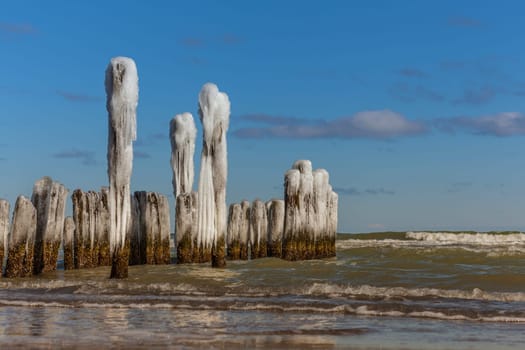 Groynes in winter