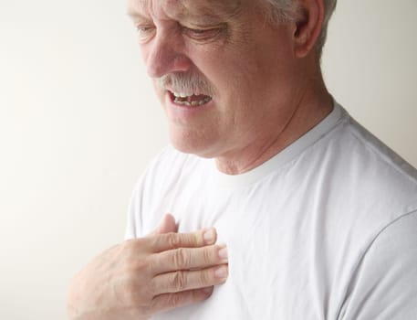 senior feels pressure in his chest
