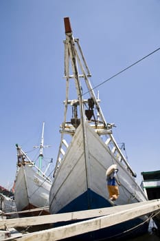 Makassar schooners (pinisi) in Sunda Kelapa