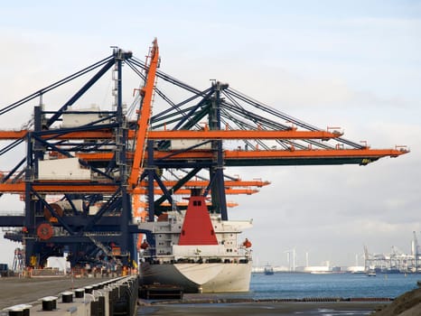 Loading and unloading containers in the Port of Rotterdam