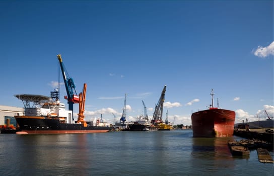 Multi purpose offshore support vessel in the Port of Rotterdam