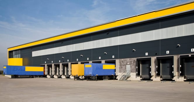 Loading bay with numbers for loading and unloading trucks