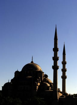 Yeni Camii mosque at sunset