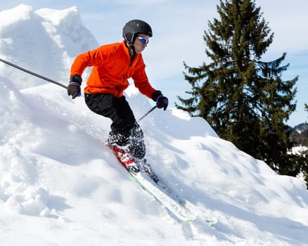 Carvender skiers