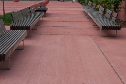 red square in Zeillern with benches
