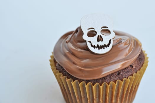 Skull Cupcake