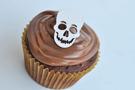 Skull Cupcake