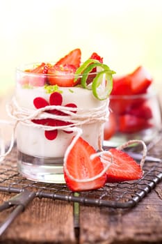 Panna cotta with fresh strawberries