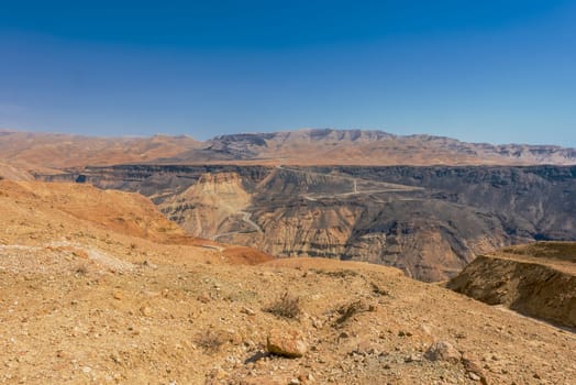 kings way desert road dead sea in jordan