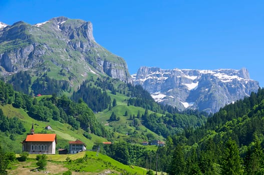 Wide view of the Bisistal