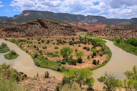 A river flows through New Mexico near Abiquiu
