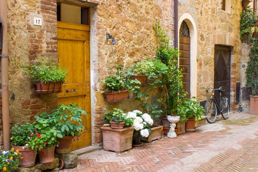 lovely tuscan street, Pienza, Italy