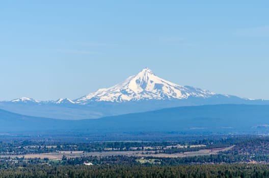 View of Mount Jefferson, one of the volcanoes of the Cascade Range