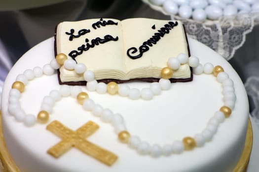 Cake and decorations for the celebration of First Communion