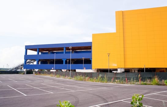 Photo of yellow and blue building