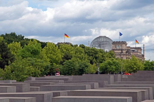 Holocaust Mahnmal Reichstag Berlin Deutschland / Holocaust Memorial Reichstag Berlin Germany