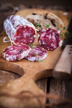 Salami with ciabatta and thyme