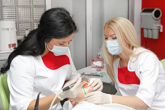 Oral health intervention at dentist office