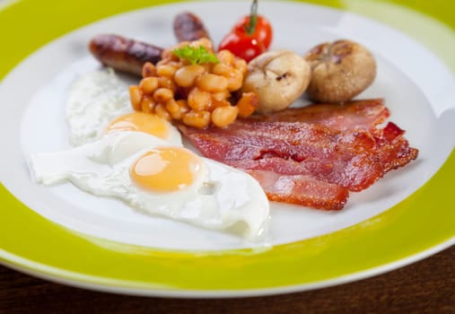 Full English breakfast with quail eggs