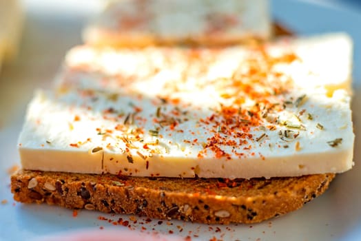 Bread with sheep's cheese