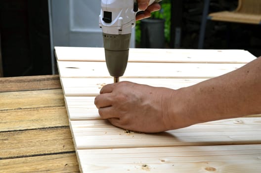 Cordless screwdriver wood