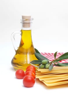 Olive oil,pasta,tomatoes