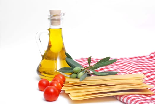 Olive oil,pasta,tomatoes