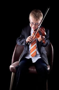 Child plays violin