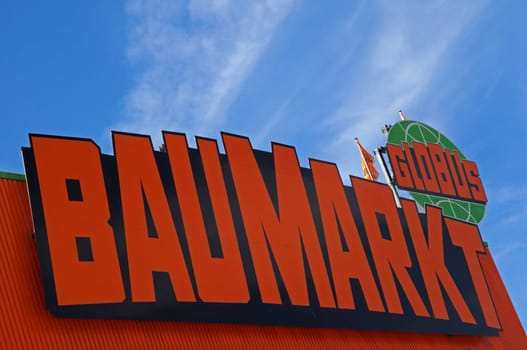 Logo Globus Baumarkt / logo Globus DIY market
