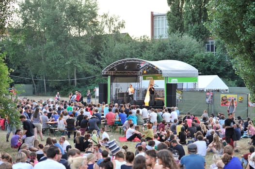 Hannovers kleines Woodstock",the ferryman's festival,for the 30th time"