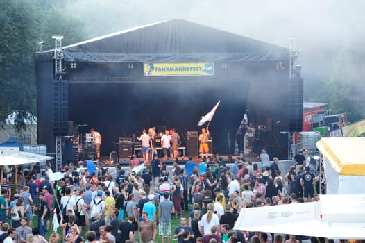 Hannovers kleines Woodstock",the ferryman's festival,for the 30th time"