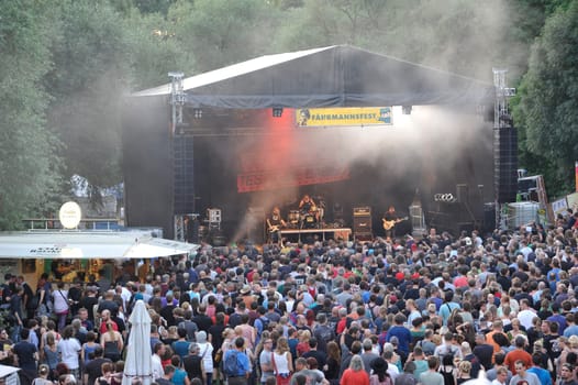 Hannovers kleines Woodstock",the ferryman's festival,for the 30th time"