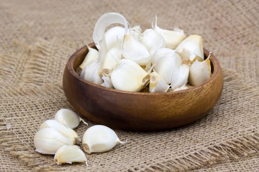 fresh garlic in a bowl