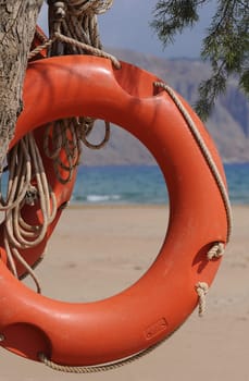 Rescue tyres