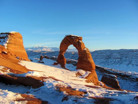 Delicate Arch in Snow (Arches National Park, Utah)