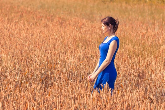 The blue of the dress is the only blue in the picture - perfect for coloration.