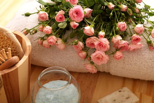 Roses, towels and spa accessories