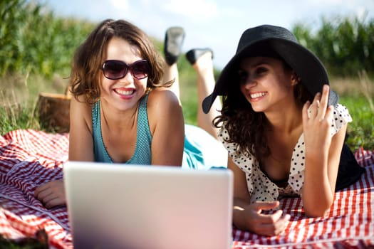 Girlfriends on picnic