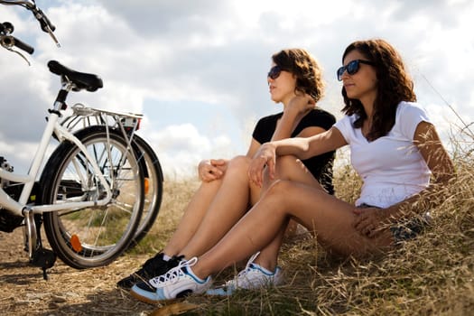 Girls on bike tour, enjoying