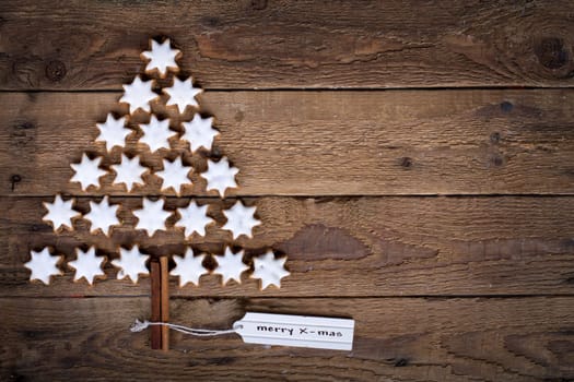 Christmas tree made of cinnamon stars