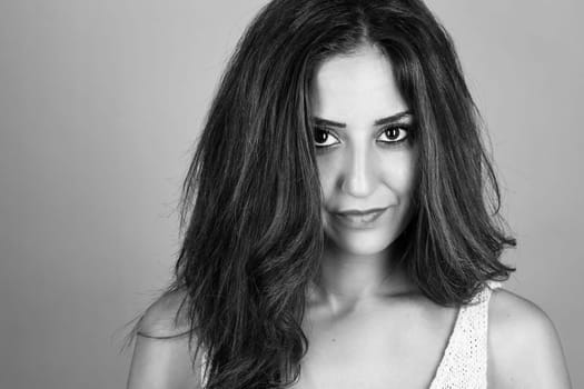 Black and white portrait of a pretty young woman