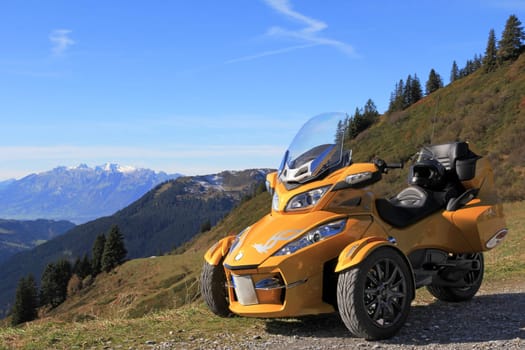 With the Spyder in the mountains